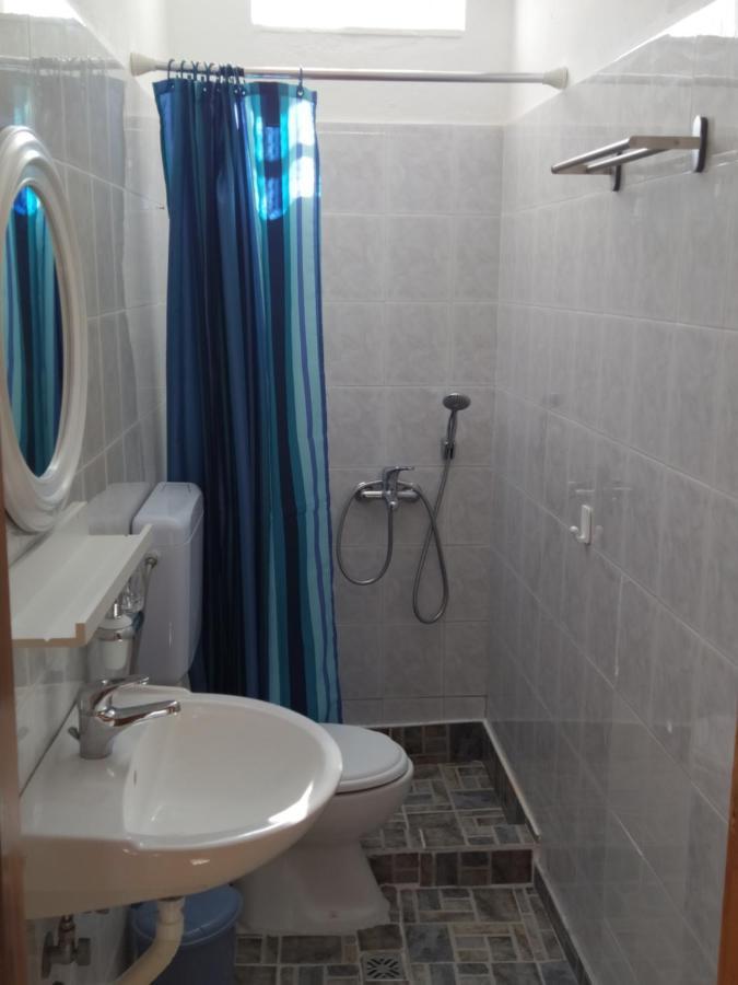 Number One Apartment Asprokklisi Bagian luar foto