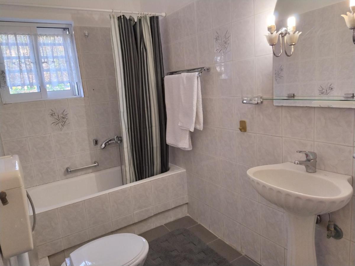 Number One Apartment Asprokklisi Bagian luar foto